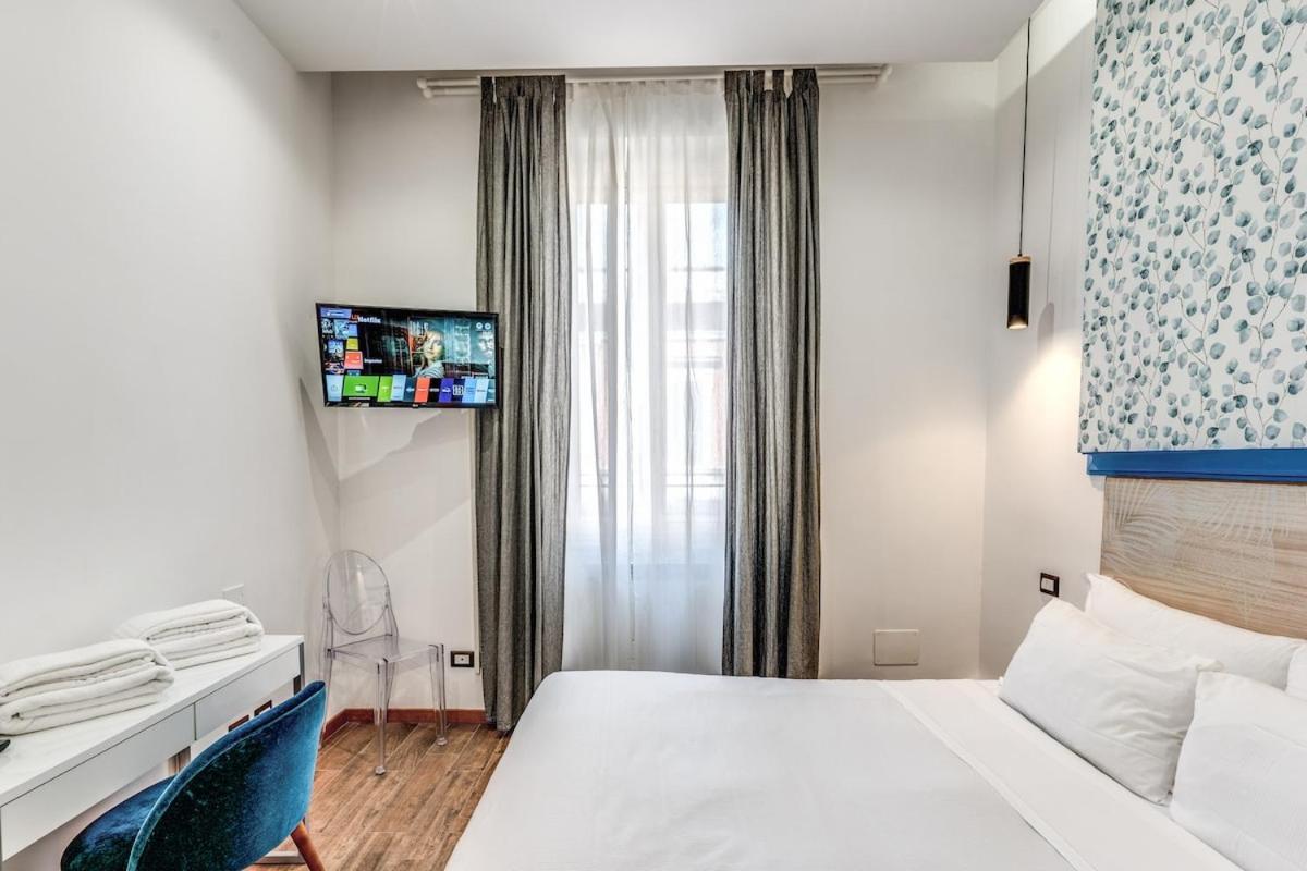 Style Apartment Julia 50 Mt From Colosseum Exterior photo