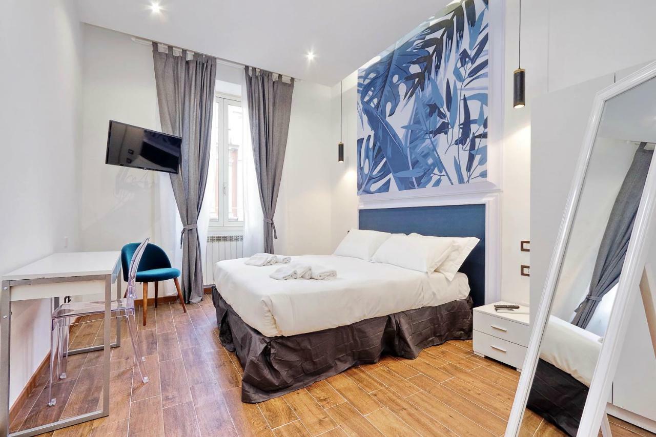 Style Apartment Julia 50 Mt From Colosseum Exterior photo