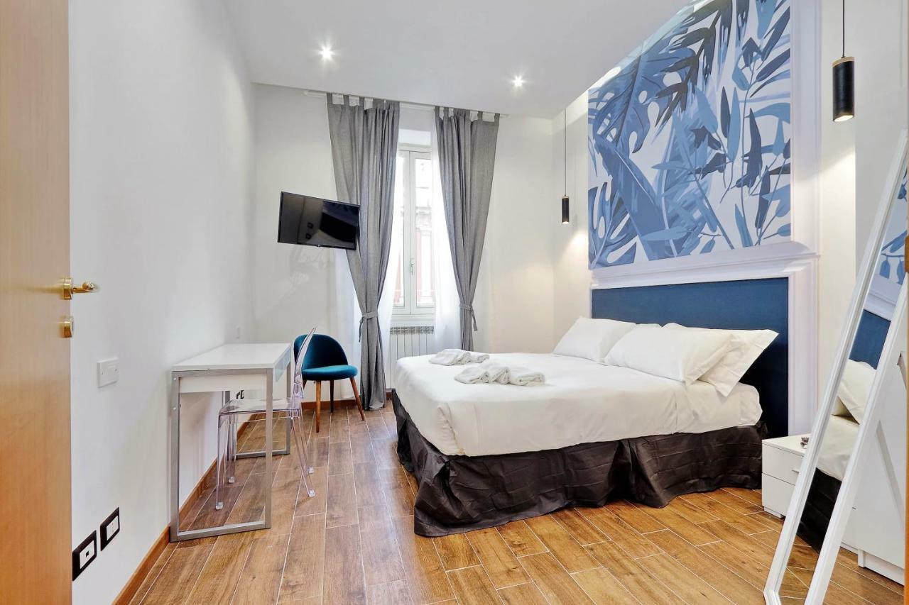 Style Apartment Julia 50 Mt From Colosseum Exterior photo